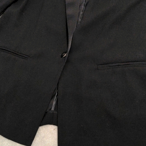 Chic black blazer - Picture 5 of 6